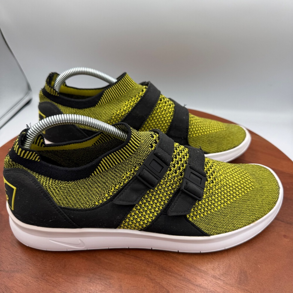 Nike Air Sock Racer Ultra Flyknit Yellow Black Mens 10 898022-700 Sneakers